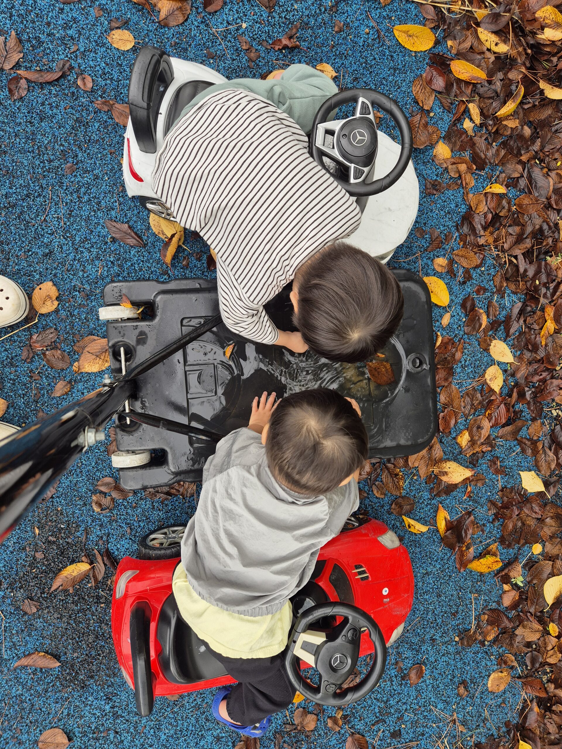 🌧️ 비 온 뒤 놀이터에서 아이들과 보낸 하루
